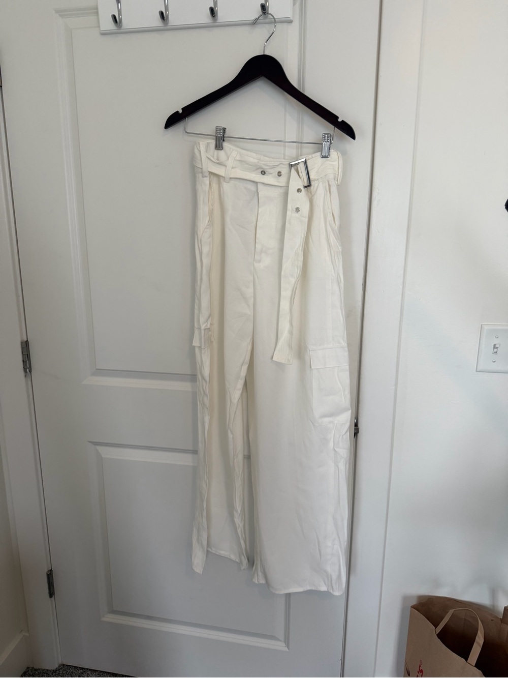 Forever 21 Cream Wide Leg Cargo Pants with Belt